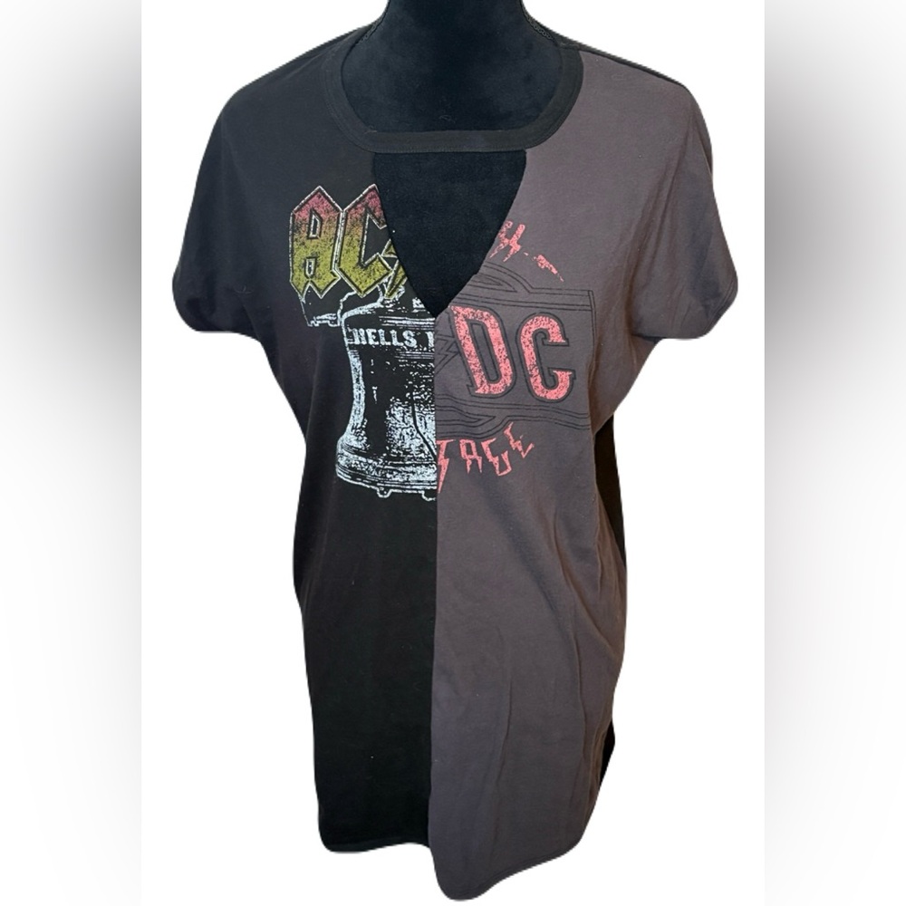 (AC/DC) Split Print Graphic Band V-Neck Mini Dress/Oversized Tee: Size Medium
